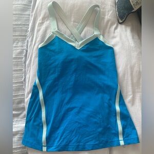 Lululemon Tank Top Women's 6 Criss Cross Back Run Mile A Minute Blue Aquamarine